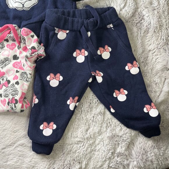 Disney by Primark Infant Minnie Mouse 4 piece jogging set. 3-6 months - Picture 4 of 7